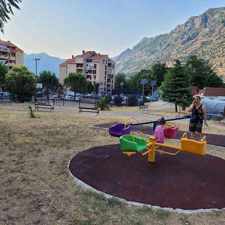 Rakite Apartment Kotor Eksteriør billede
